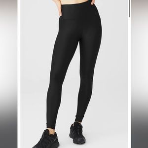 Alo Airlift Leggings Size M (8-10)